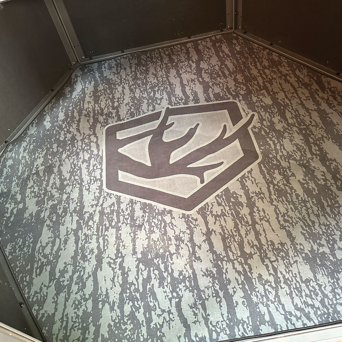 LEGACY HD BLIND 6X6 FLOOR & RUG KIT